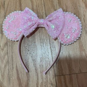 Minnie Mouse Pink Sequin Bow Headband